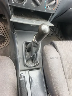 Toyota Corolla Liftback 2002 Silver