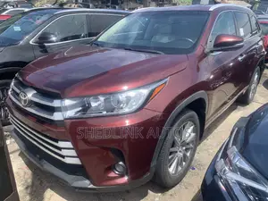 Toyota Highlander 2015 Maroon