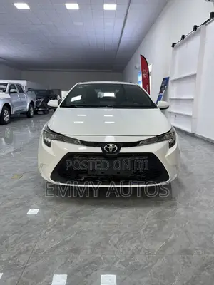 Toyota Corolla 2022 White