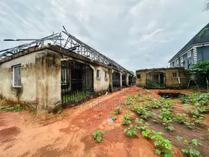 6bdrm Block of Flats in Saint Thomas Ibusa, Oshimili North for sale