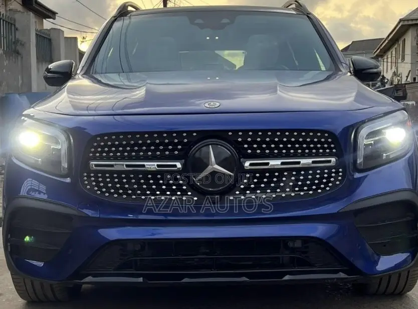 Mercedes-Benz GLB-Class 2021 Blue