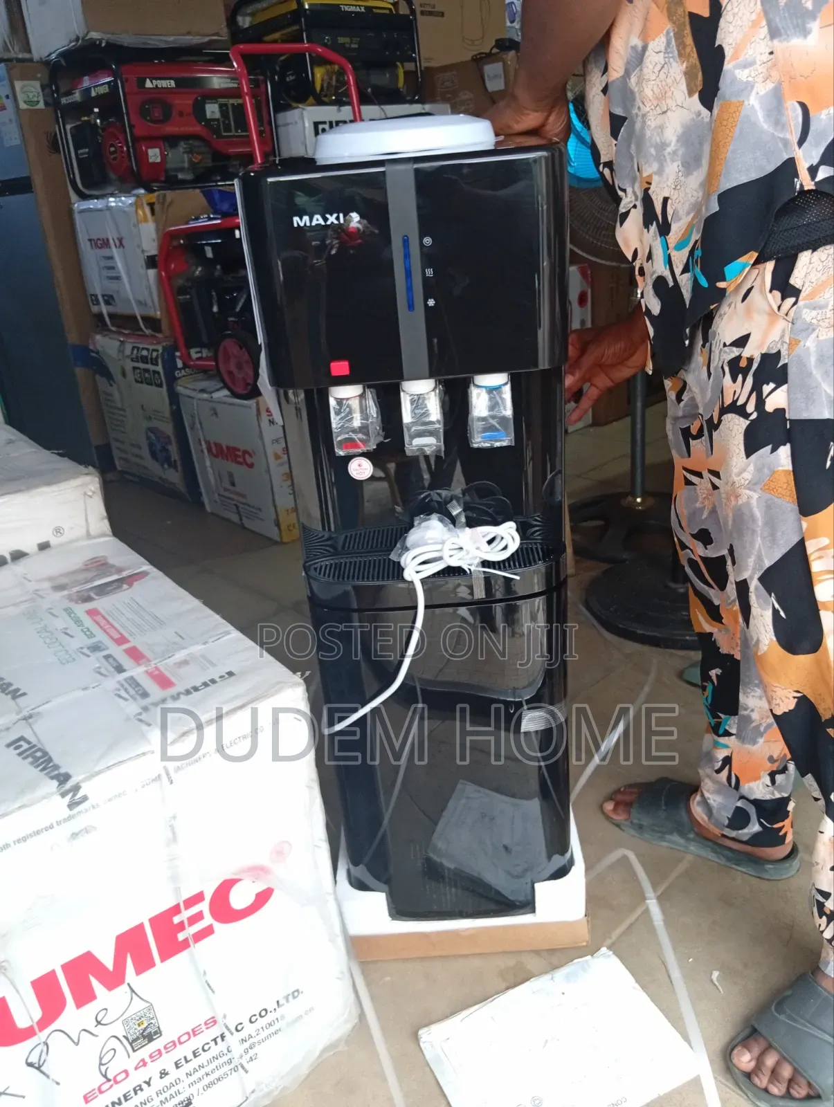Maxi Water Dispenser With Fridge