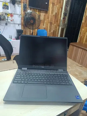 Laptop Dell Precision 7670 32GB Intel Core i9 SSD 512GB
