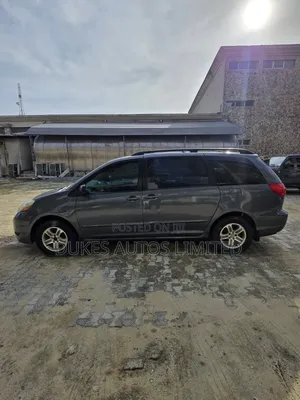 Toyota Sienna 2006 Gray