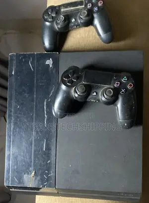 Play Station 4