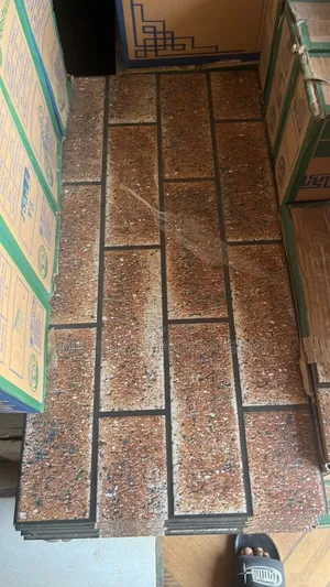 Tiles Crack Wall