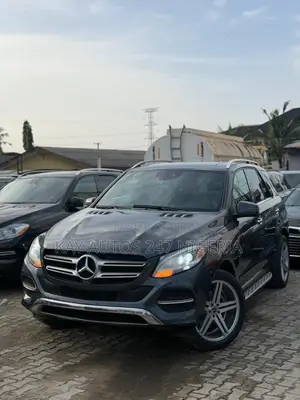 Mercedes-Benz GLE-Class 2016 Blue