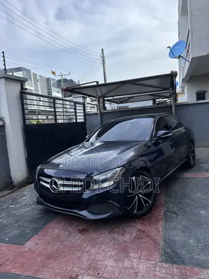 Mercedes-Benz C300 Base 4Matic Sedan AWD (2.0L 4cyl 7A) 2016 Blue