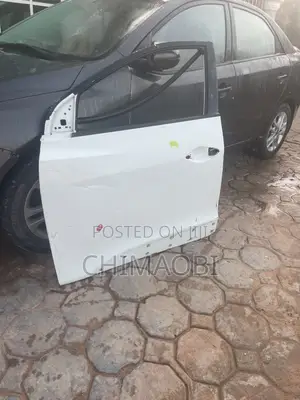 Hyundai Tucson 012 Empty Door Padded Type