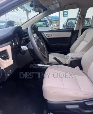 Toyota Corolla LE 4dr Sedan (1.8L 4cyl CVT) 2015 Beige