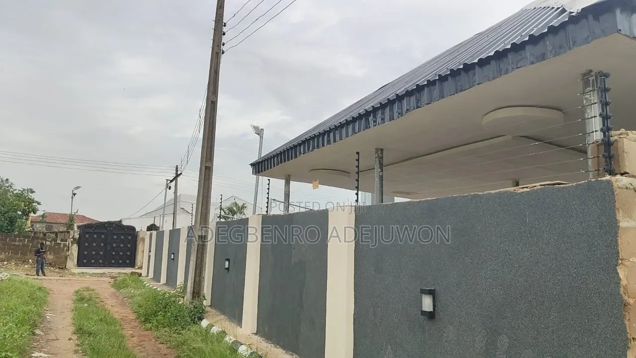 Energized Electric Fence Installation