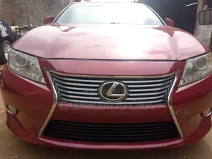 Lexus ES 2012 Red