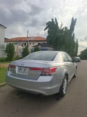 Honda Accord 2010 Silver