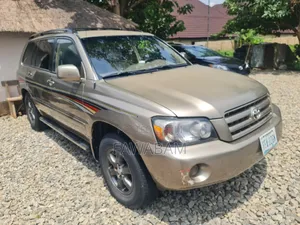 Toyota Highlander 2005 Brown