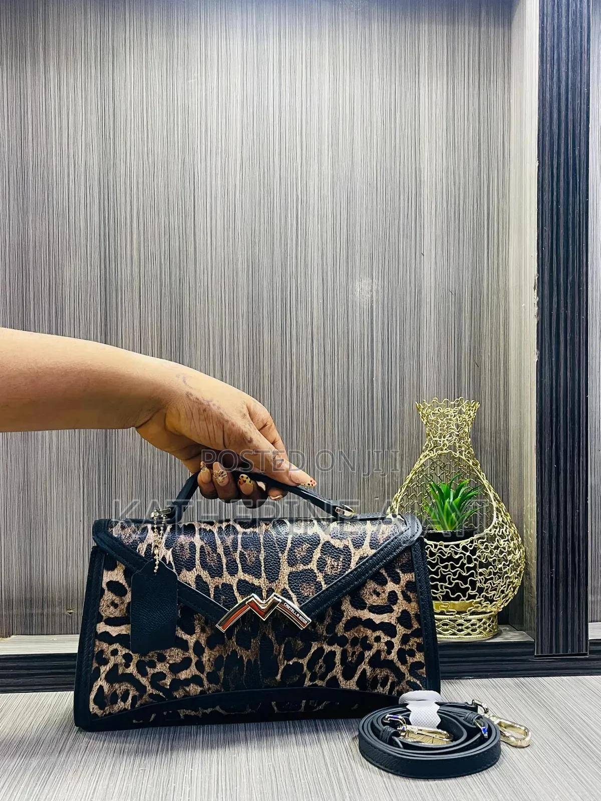 Designer Handbags Below