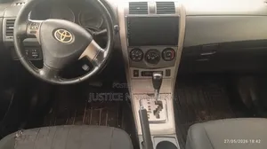 Toyota Corolla 2010 Gray