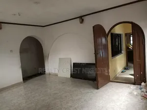 3bdrm Block of Flats in Magodo Isheri for rent