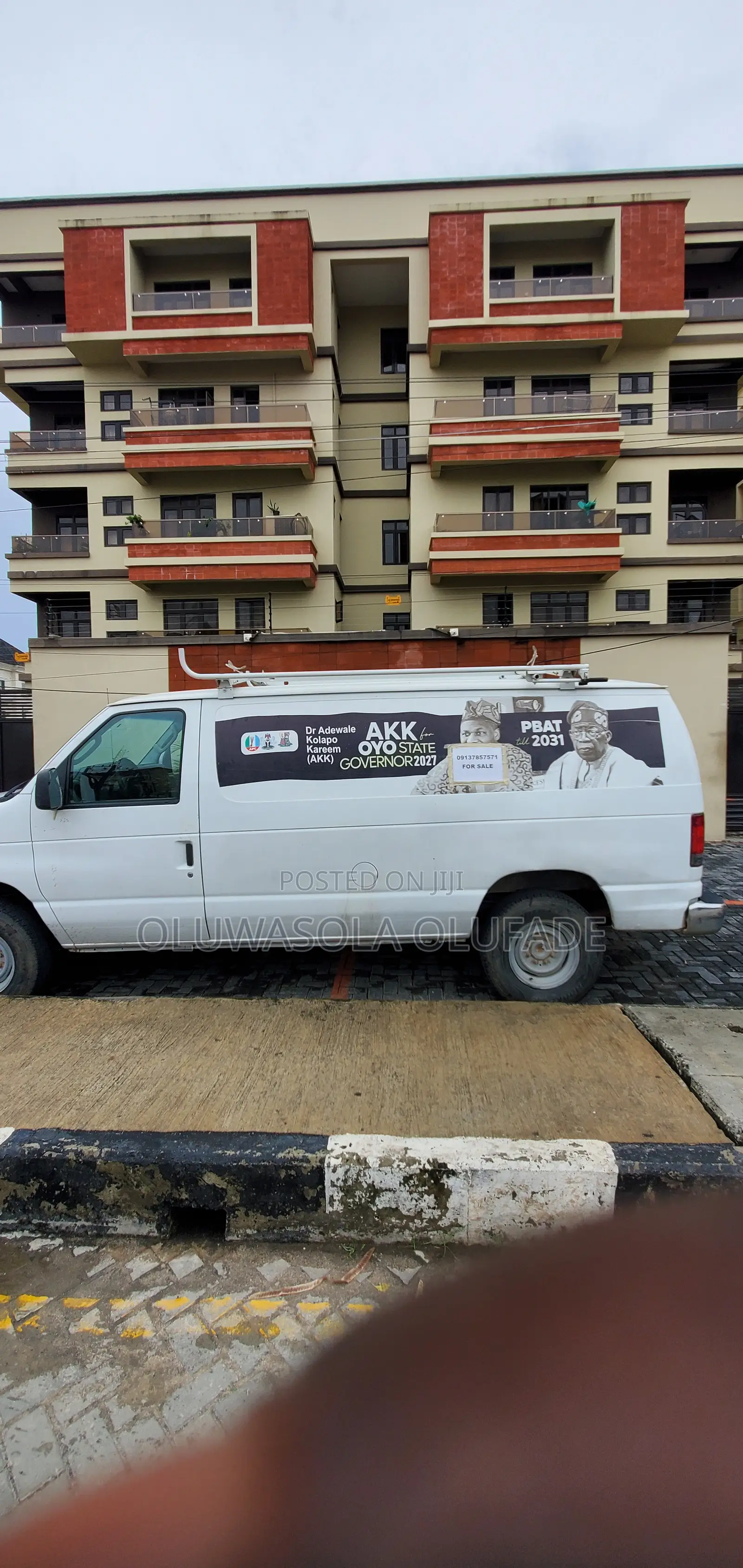 Ford E250 2011 White