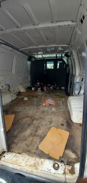 Ford E250 2011 White