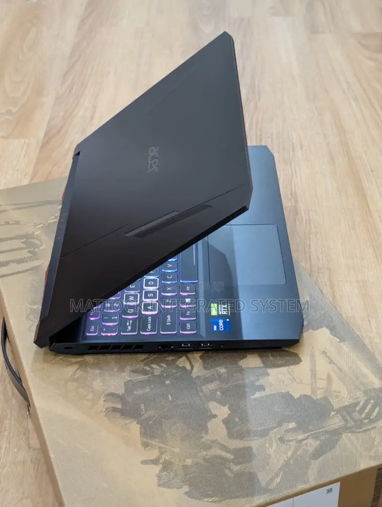 Laptop Acer Nitro 5 32GB Intel Core i9 SSD 2T