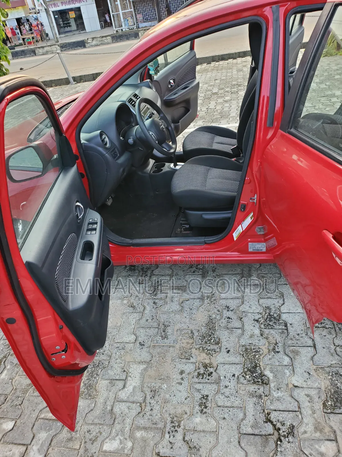 Nissan Micra 2017 Red