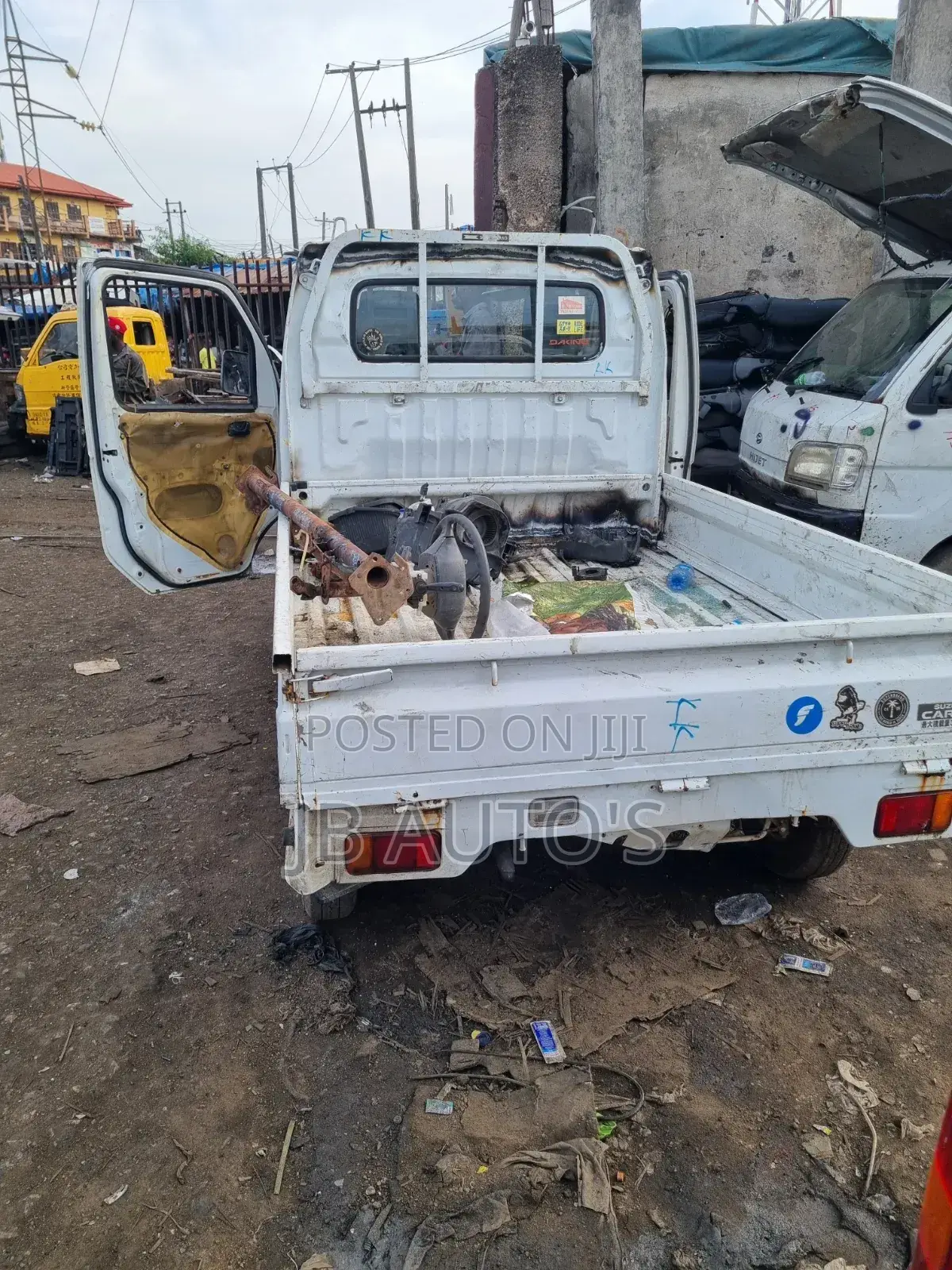 Suzuki APV Minibus 2010 White