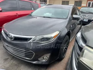 Toyota Avalon XLE Premium 4dr Sedan (3.5L 6cyl 6A) 2014 Gray