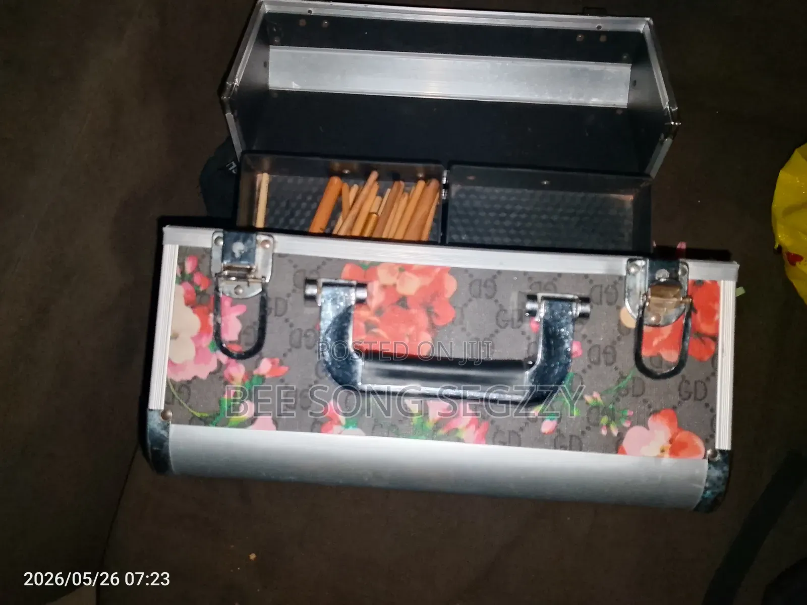 Make Up Box