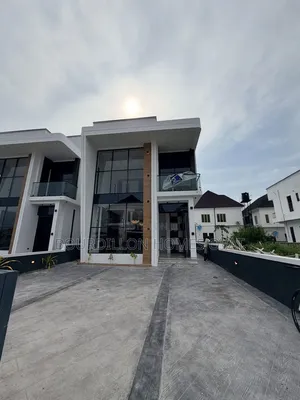 5bdrm Duplex in Megamound Lekki for sale