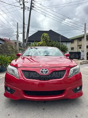 Toyota Camry SE 4dr Sedan (2.5L 4cyl 6AM) 2010 Red