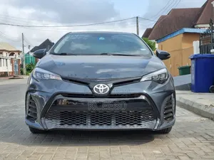Toyota Corolla L 4dr Sedan (1.8L 4cyl CVT) 2017 Green