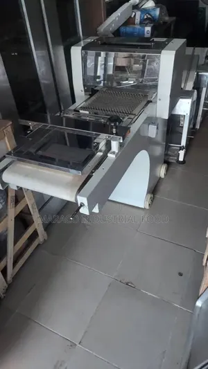 Industrial Molder