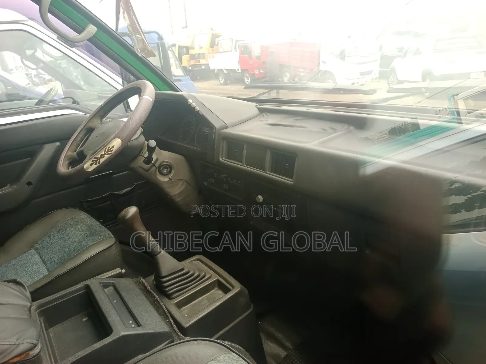 Mitsubishi Delica 2008 Blue