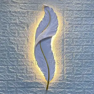 Feather Wall Lamp