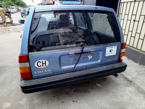 Volvo 240 Base Station Wagon 1993 Blue