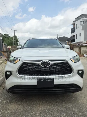 Toyota Highlander XLE 2022 White