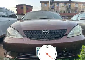 Toyota Camry LE 4dr Sedan (2.4L 4cyl 4A) 2004 Brown
