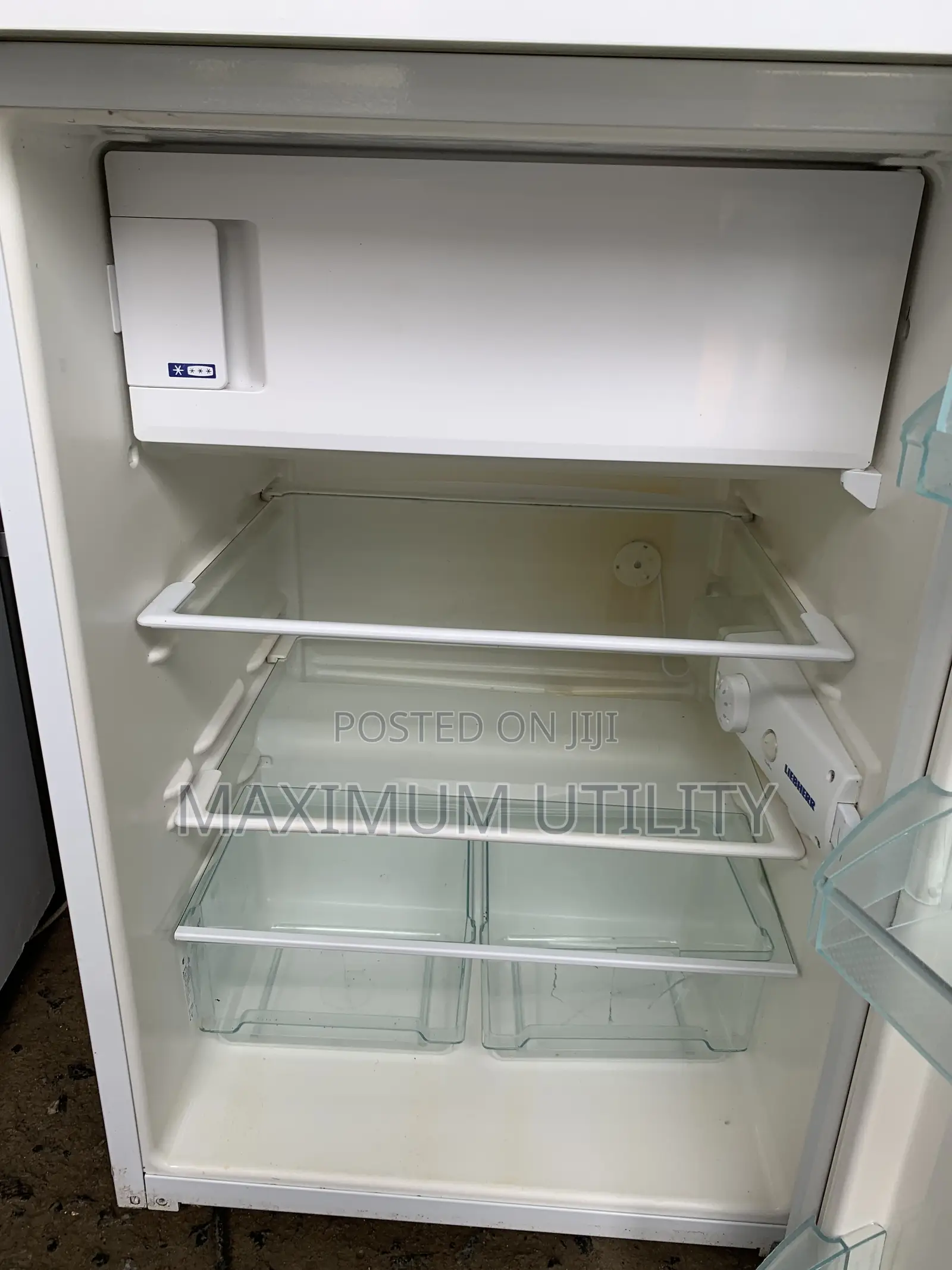 Liebherr 141 Liters Table Top Refrigerator