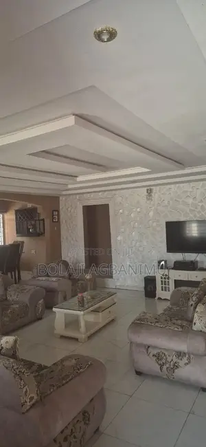 Furnished 4bdrm House in Isiu for sale
