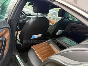 Volkswagen Passat 2014 Brown