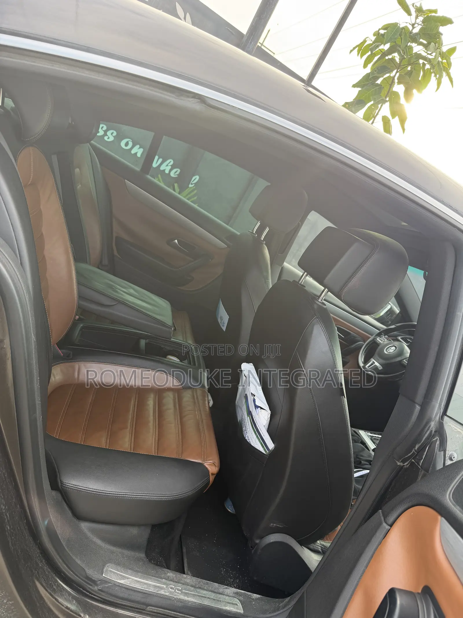 Volkswagen Passat 2014 Brown