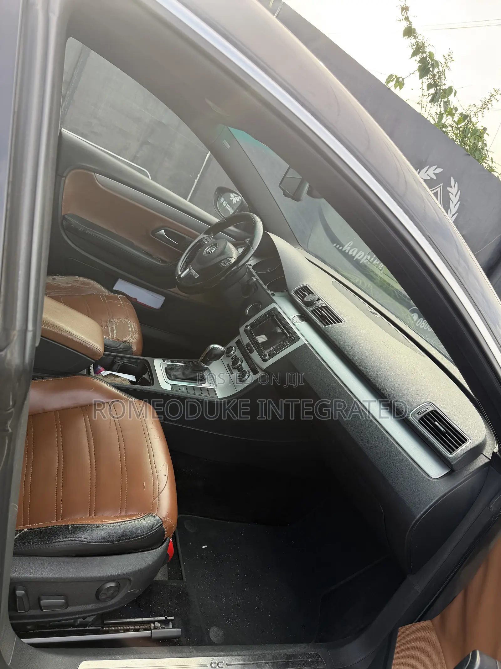 Volkswagen Passat 2014 Brown