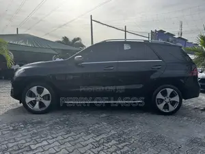 Mercedes-Benz GLE-Class 2017 Black