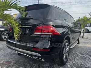 Mercedes-Benz GLE-Class 2017 Black
