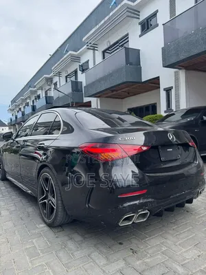 Mercedes-Benz C300 2022 Black