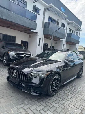 Mercedes-Benz C300 2022 Black