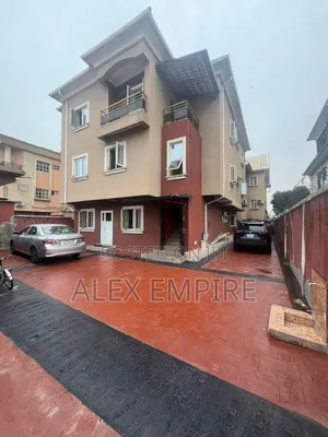 3bdrm Apartment in Festac for rent