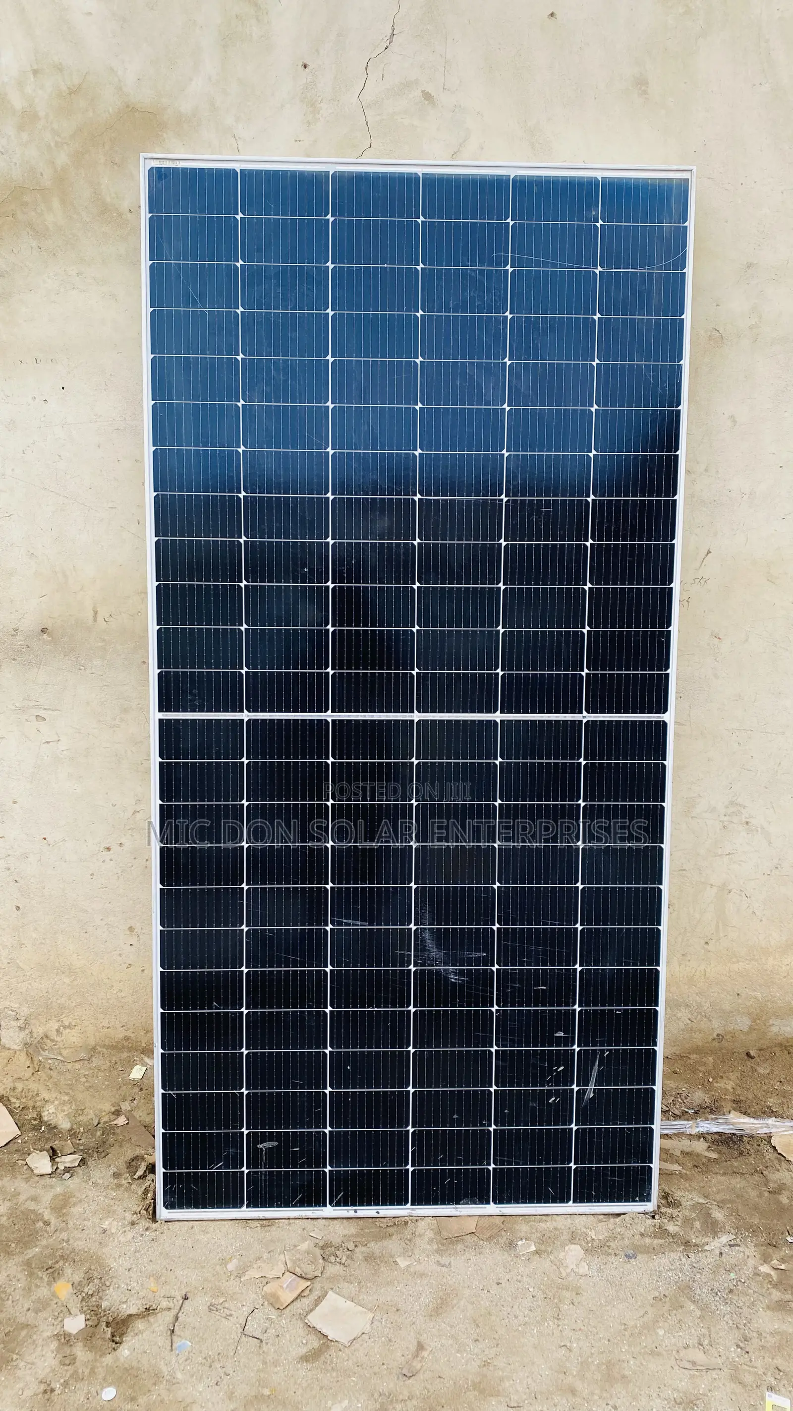 Qcells 650watts Solar Panel.