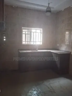 3bdrm Block of Flats in Kubwa for rent