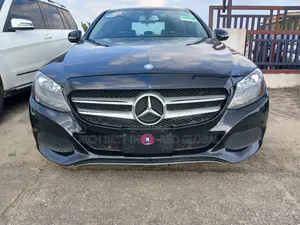 Mercedes-Benz C300 Base 4dr RWD Sedan (2.0L 4cyl 7A) 2015 Black